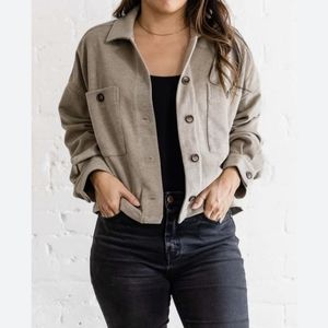Oat NY Cropped Shacket Size Small,NWT